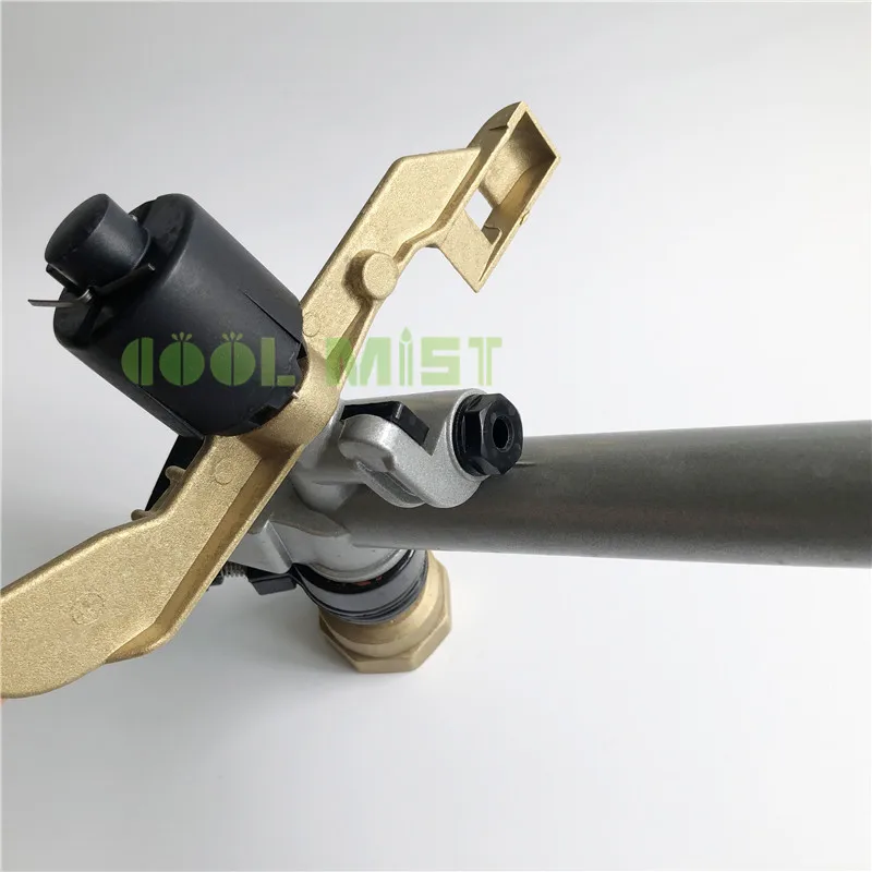 Spray gun (18)