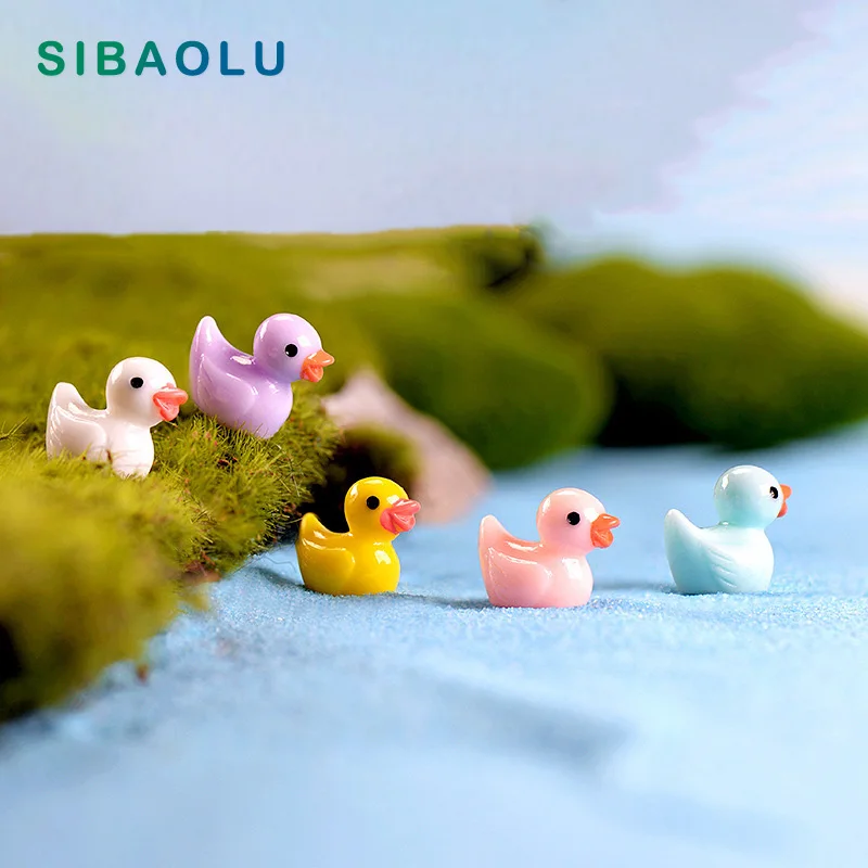 Beste 5 stks Kleurrijke Eend miniatuur cijfers decor mini fairy tuin cartoon dieren Mos micro landschap ornamenten hars baby speelgoed