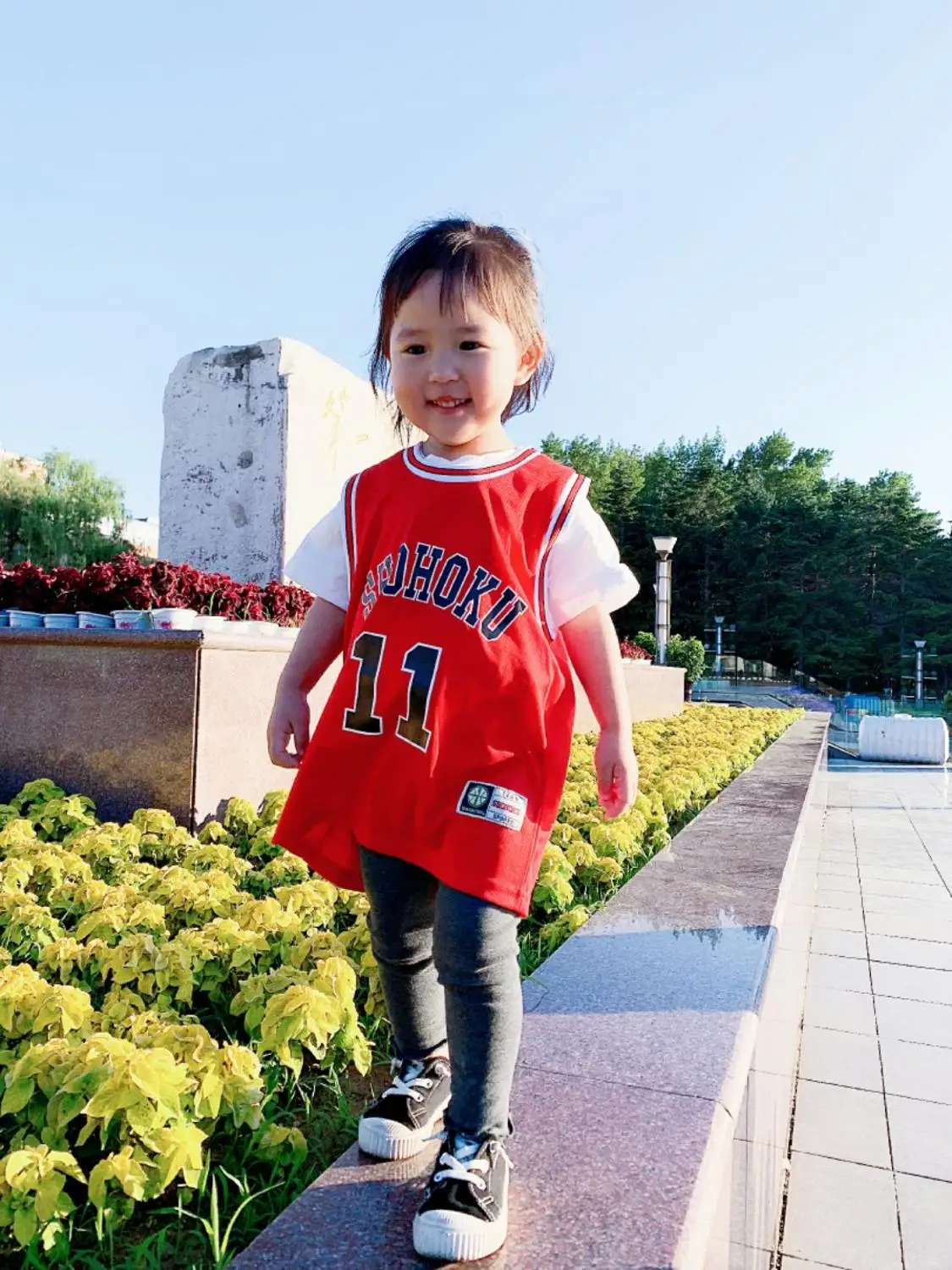 

Slam Dunk Shohoku High School No.11 Rukawa Kaede Cosplay Vest Red Basketball Jersey For Children