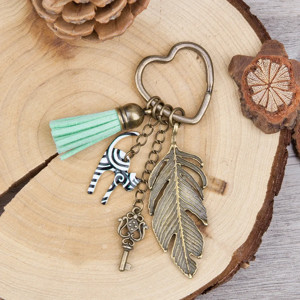 

PACGOTH Keychain & Keyring Plated & Tone Christmas Tree Christmas Stocking Snowflake Carved Enamel Multicolors 6.1cm, 1 Piece