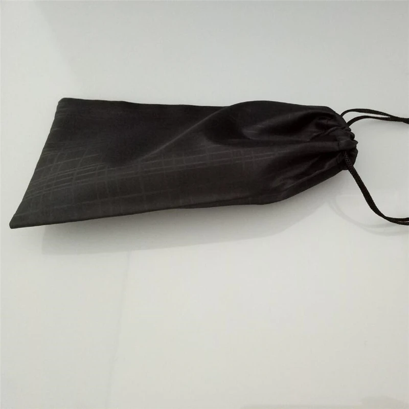 Online 100 pcs lot Glasses Case Soft Waterproof Plaid Cloth Sunglasses Bag Glasses Pouch Black Color Wholesale Good Quality Y90