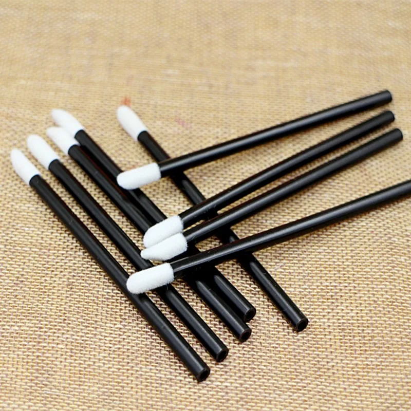 Best 50pcsset Disposable Makeup Lip Brush Lipstick Gloss Wands Applicator Make Up Beauty Tools Travel Kit maquillage (2)