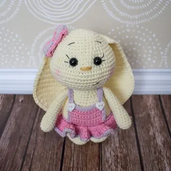 

crochet toys amigurumi rattle bunny with bow
