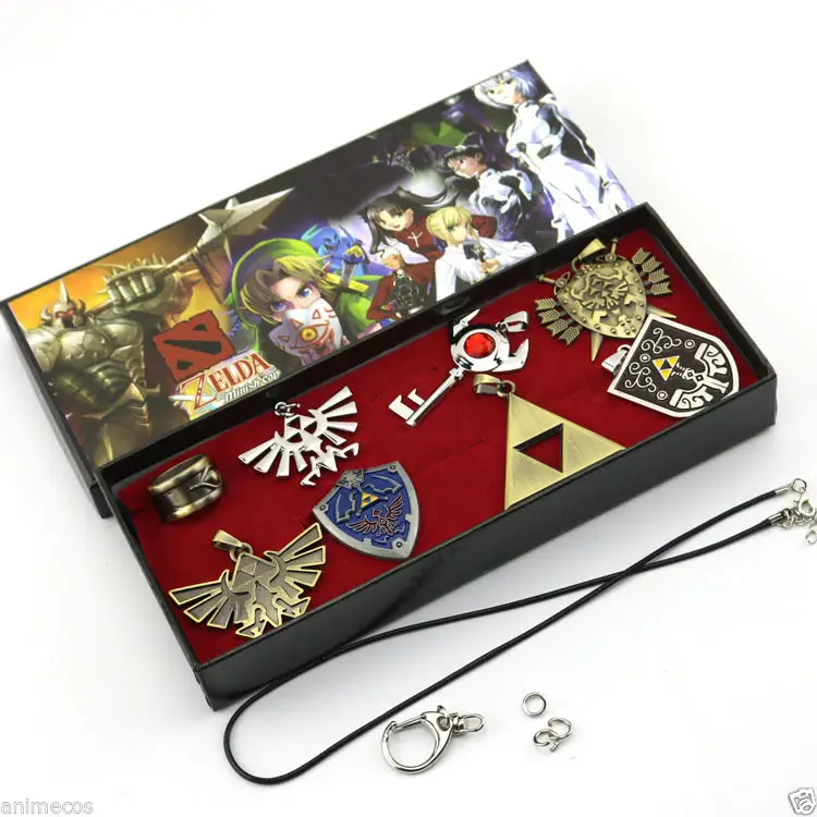 

The Legend of Zelda Necklace keychain Ring Pendant 8pcs Set Weapons Cosplay Prop New in Box