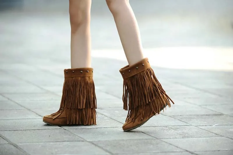 Big Size 34-43 Women's 3 Layer Fringe Tassels Decoration Rivets Low Heel Winter Boots Mid-Calf snow boots Shoes