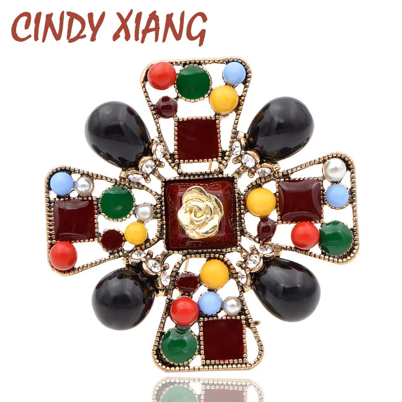 

CINDY XIANG 3 Colors Available Resin Beads Cross Brooches for Women Vintage Winter Coat Brooch Pin Fashion Jewelry New 2018 Gift