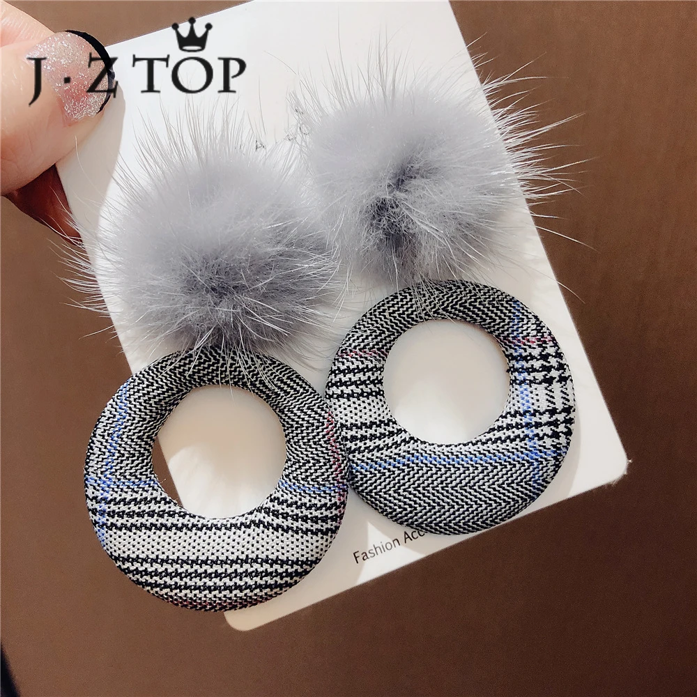 

Jztop Vintage Mink Hair Dangle Earrings Woman Cute Winter Round Plaid Geometric Drop Earring Girl Oorbellen Christmas Jewelry