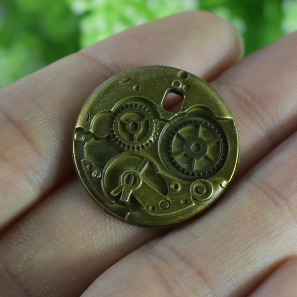 

2pieces 25x25mm Antique Bronze Charm Pendant ear