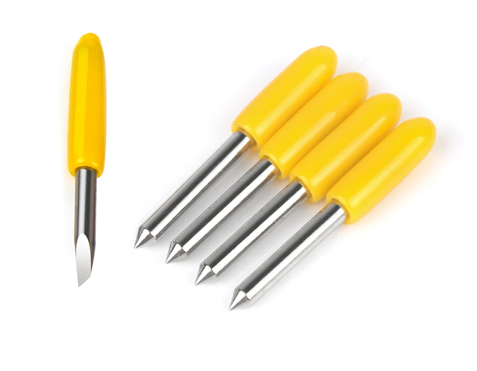 THREE-COLOR-Landy_10