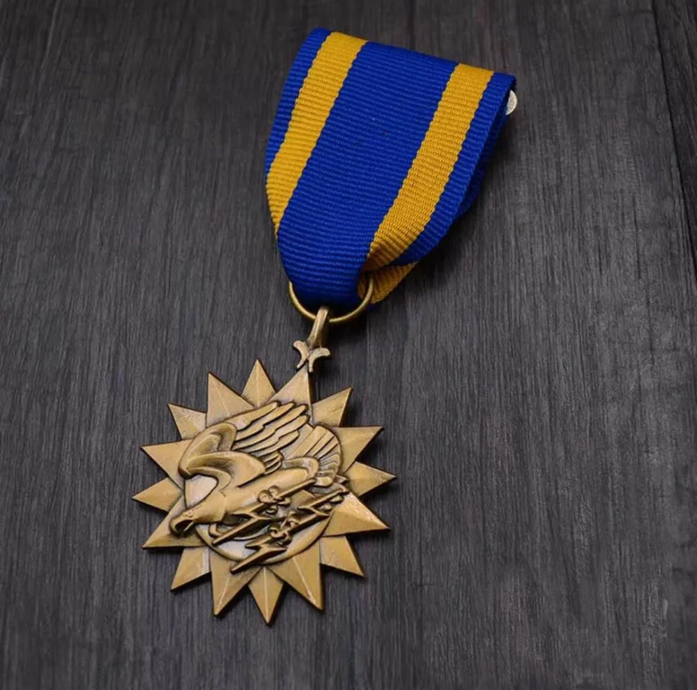 優れた品質アメリカアメリカ軍パープルハート軍事勲章胸のバッジ Cllection 胸メダルリボンボックス装飾 ピンバッジ Aliexpress 優れた品質アメリカアメリカ軍パープルハート軍事勲章胸のバッジ Cllection 胸メダルリボンボックス装飾 ピンバッジ Aliexpress