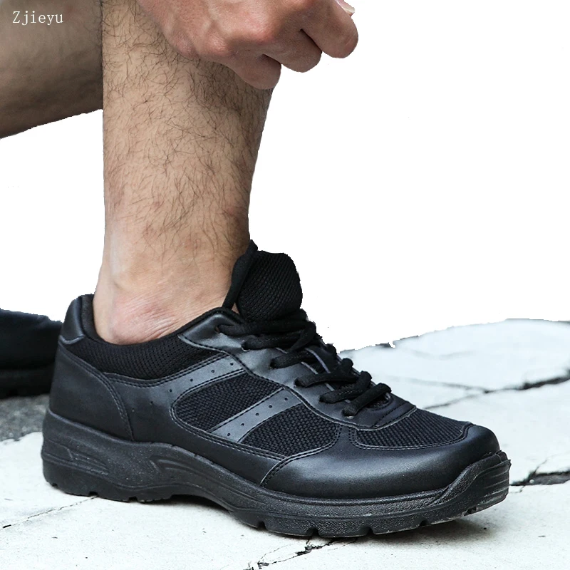 

2017 men combat black boots with the rubber sole breathable military bot