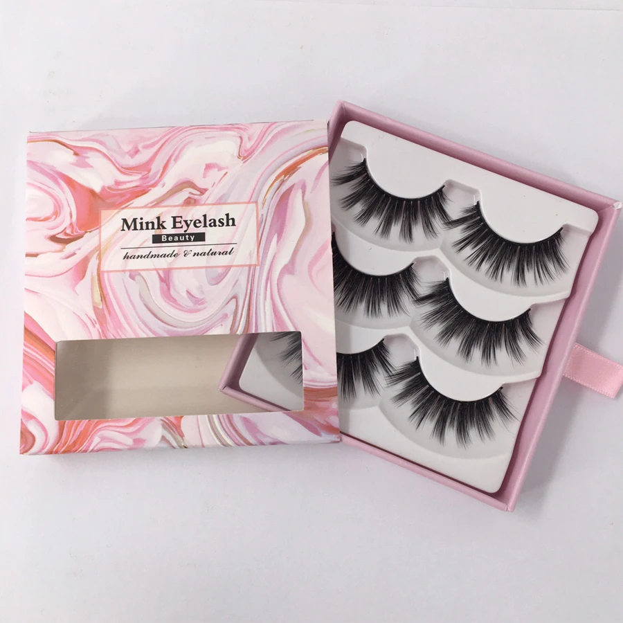 eyelashes extension