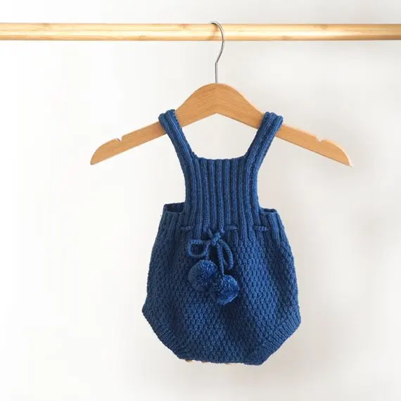 

Baby Winter Rompers Sleeveless Cute Toddlers Jumpsuit Children Cotton Knitted Romper With Yarn Ball Belt Clothes 0-3 Y