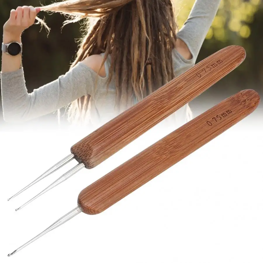 

Metal Crochet Needle with Bamboo Handle Crochet Hook for Braiding Hair Dreadlocks Tool 0.75mm Braiders for African Women Hair