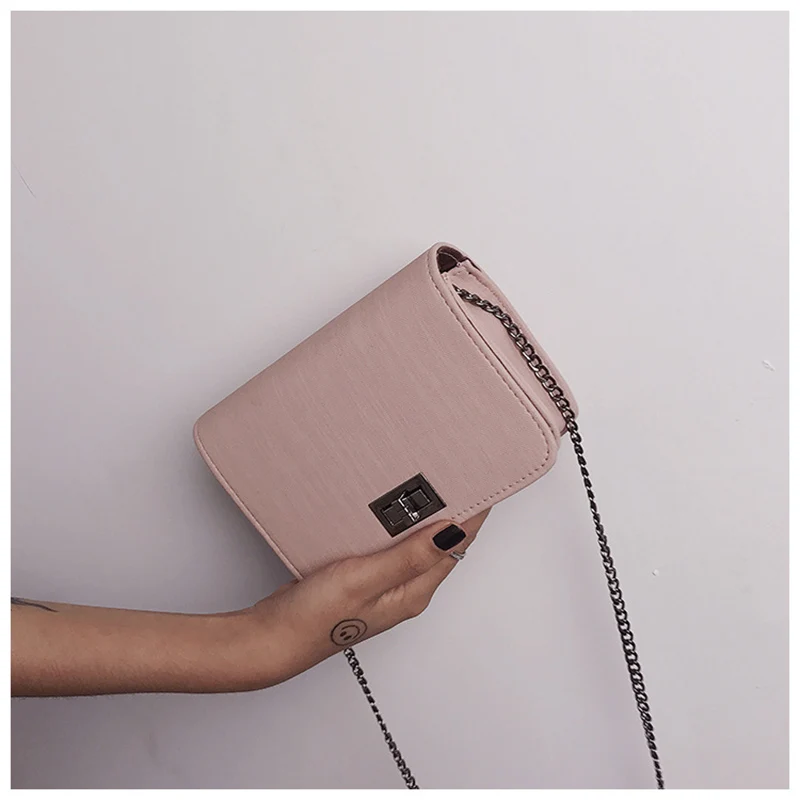 

Women's Single Shoulder Small Square Bag Cloth Twist Lock Small Bag Korean Version Of The tide female bag shoulder diagonal smal