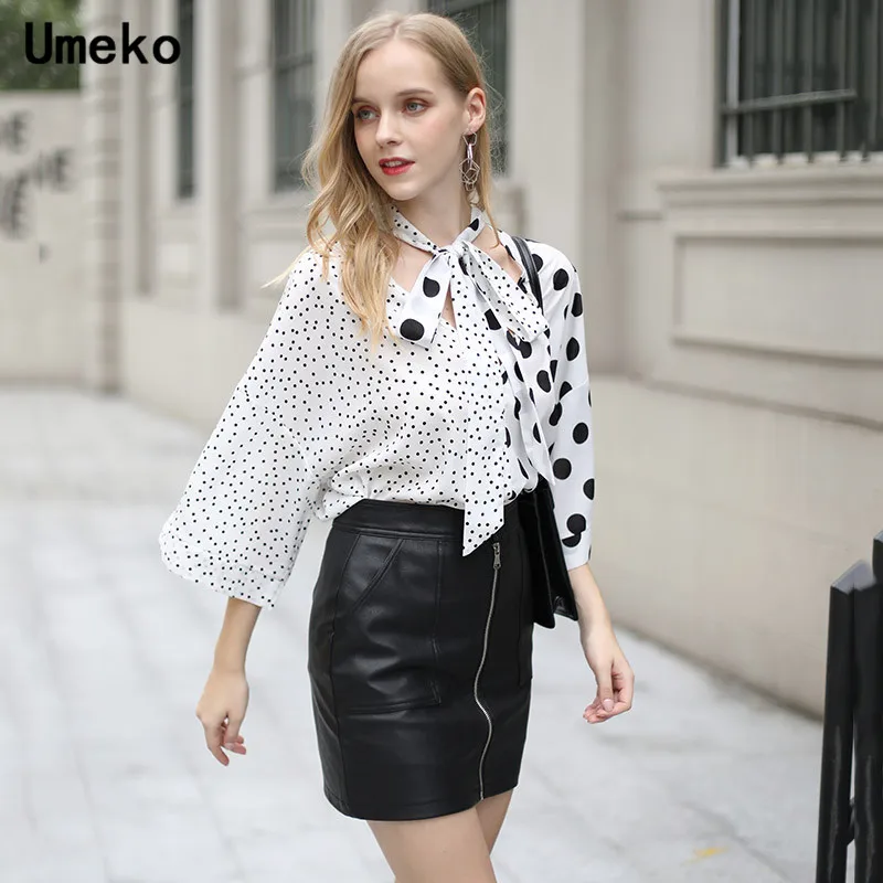 

Women Chiffon Blouse Polka Bot Flare Sleeve with Tie Ladies Shirts Casual Loose V Neck Bow White Girl Fashion Tops