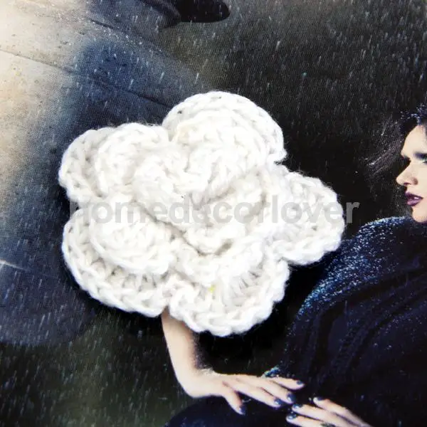 

40pcs 3-layer Handmade Crochet Flower Appliques Sewing Craft - White