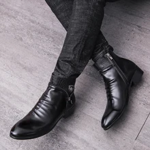 Мужские ботинки в английском стиле; мужские ботинки из микрофибры с острым носком; зимние короткие плюшевые теплые ботинки с боковой молнией; Hombre Zapatos; Новинка