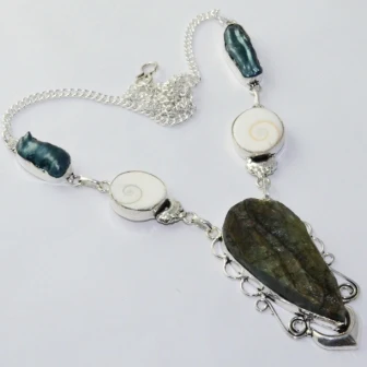 

Labradorite Rough & Shivai & Biwa Pearls Necklace Silver Overlay over Copper, 48.4 cm, N2092