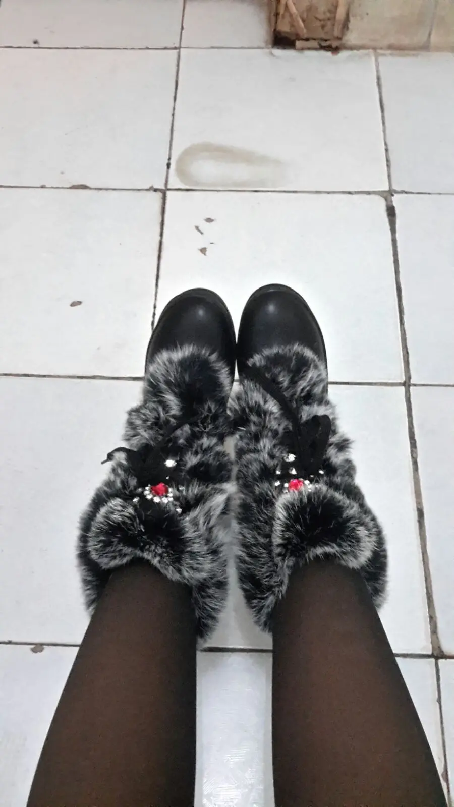 Зимние ботинки из настоящего кроличьего меха зимние модные сапоги со стразами и камнями дамская плотная теплая высокая обувь зимние сапоги больших размеров 41