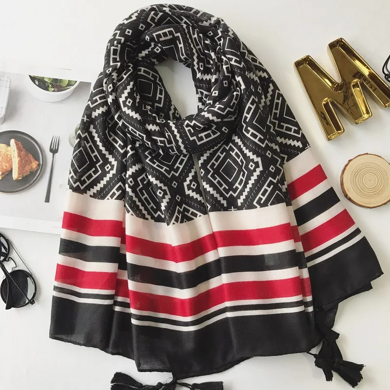 

2019 Women High Quality Geometric Striped Tassel Viscose Shawl Scarf Ladies Fashion Thick Pashmina Stole Bufandas Muslim Hijab