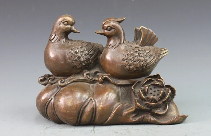 

wholesale factory China Folk Bronze Copper Lucky Lotus Mandarin Duck Bird pair Decor Statue