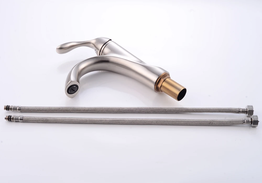 Best Bathroom Basin Sink Faucet Single Handle Kitchen Tap hot and cold water Basin Faucet Kitchen Faucet Torneiras Mci13