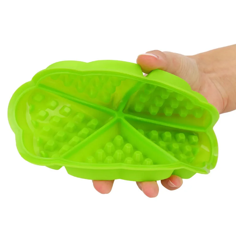 4 Grid Flower Waffle Mold Kitchen Silicone Mini Round Waffles Pan Cake Baking Mould Mold Waffle Tray maquina de waffle J25#5 (7)