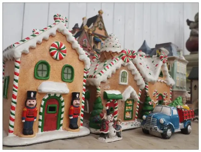 retro european small town ceramic hut confectionery house cookie house mini streetscape sand table home decoration - Retro Decorations For Home retro european small town ceramic hut confectionery house cookie house mini streetscape sand table home decoration - Retro Decorations For Home