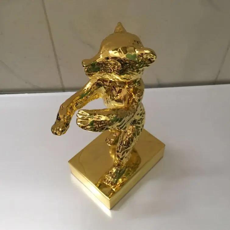 Bear Trophy003