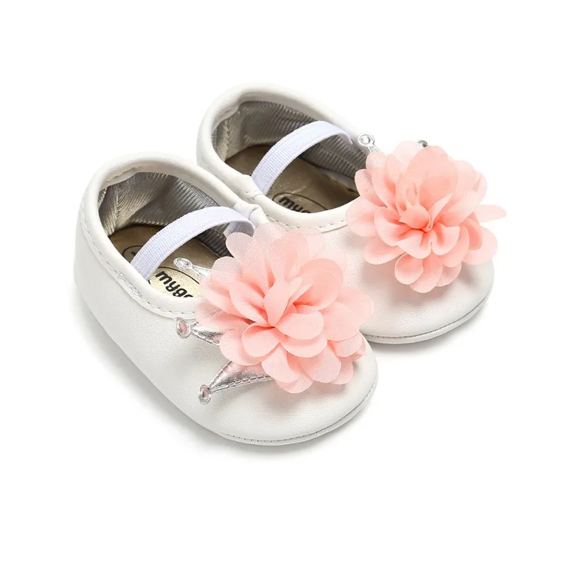 stores that sell baby shoes