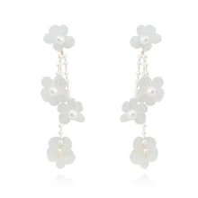 Теплые зимние четыре тюлевых белых цветочных сережек для женщин, жемчужные креативные женские сережки, подарок подруге, модное ювелирное изделие