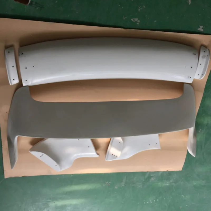 Pour 2008- Impreza GRB WRX STI varis style aileron arrière en Fiber de verre