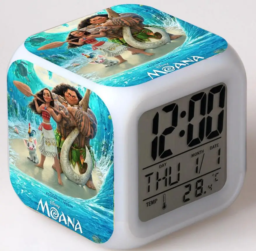 

2018 Cartoon Movie TV Moana Toys & New Action Figures Princess Presale Moana Maui Waialik Heihei Toys 7 Colors LED Night