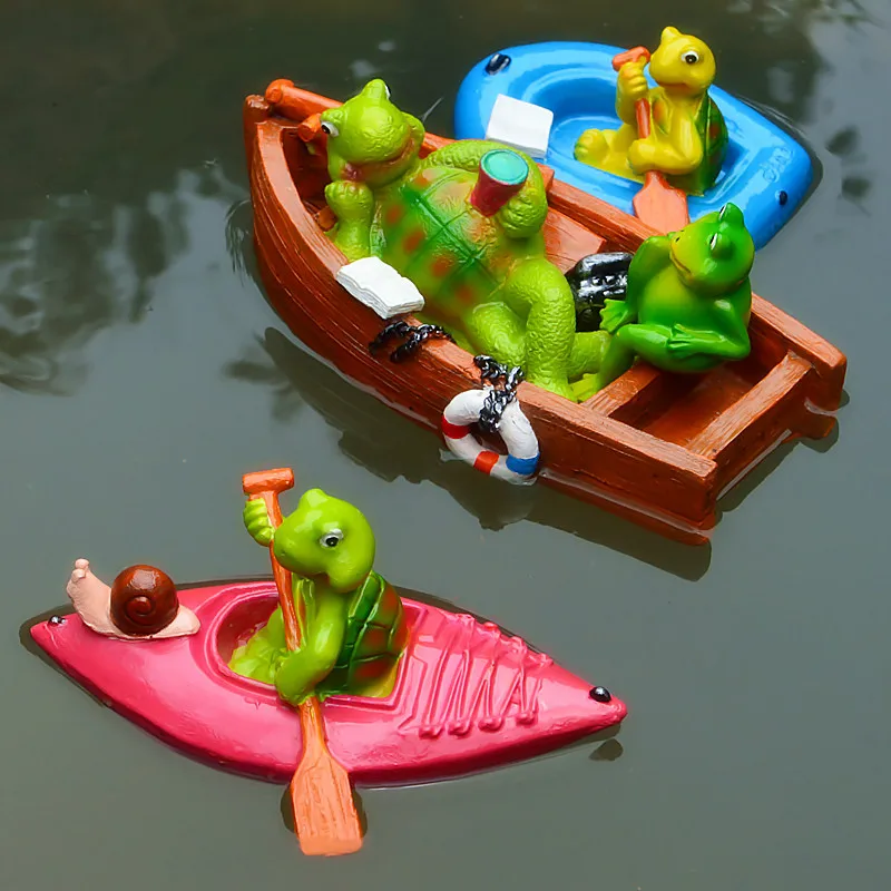 

Creative Cute Floating Cartoon Tortoise Kayak Statue Outdoor Garden Pond Decorative Sculpture Garden Fish Tank Decor Ornament