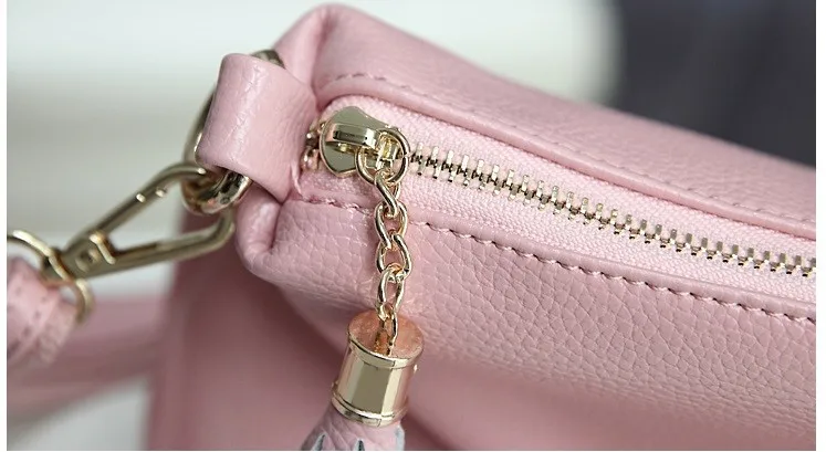 Famous Brands Designer Women's Handbags High Quality Tassel Genuine Leather Bags For Women Vintage Messenger Shoulder Bags X59 Famous Brands Designer Women's Handbags High Quality Tassel Genuine Leather Bags For Women Vintage Messenger Shoulder Bags X59