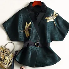 Весна, новинка, v-образный вырез, воротник, рисунок стрекозы, вышивка, золотая нить, вышивка бисером, пояс, рукав летучей мыши, куртка, wj119