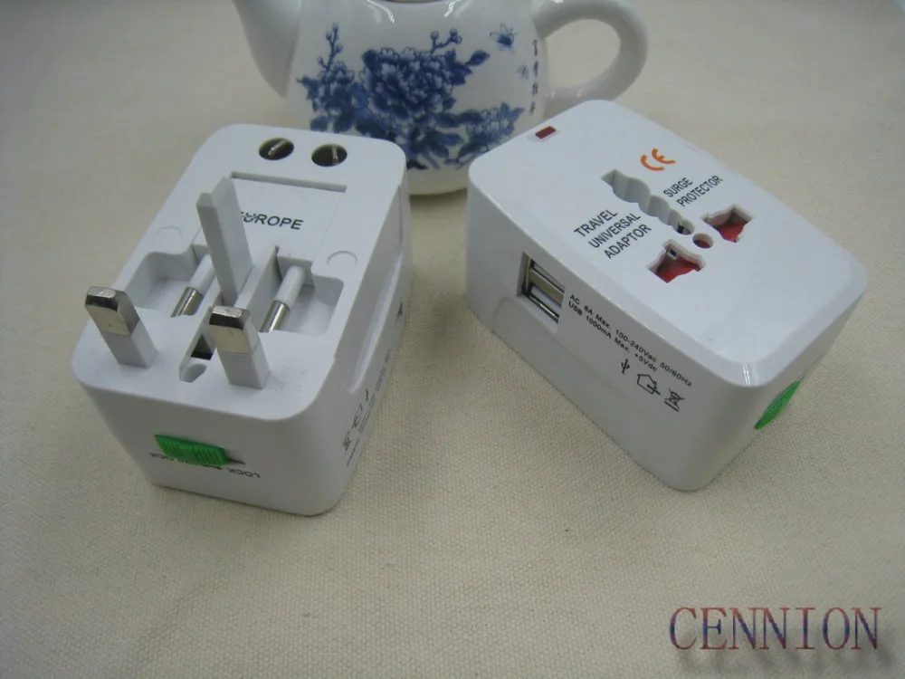 universal adapter_0095