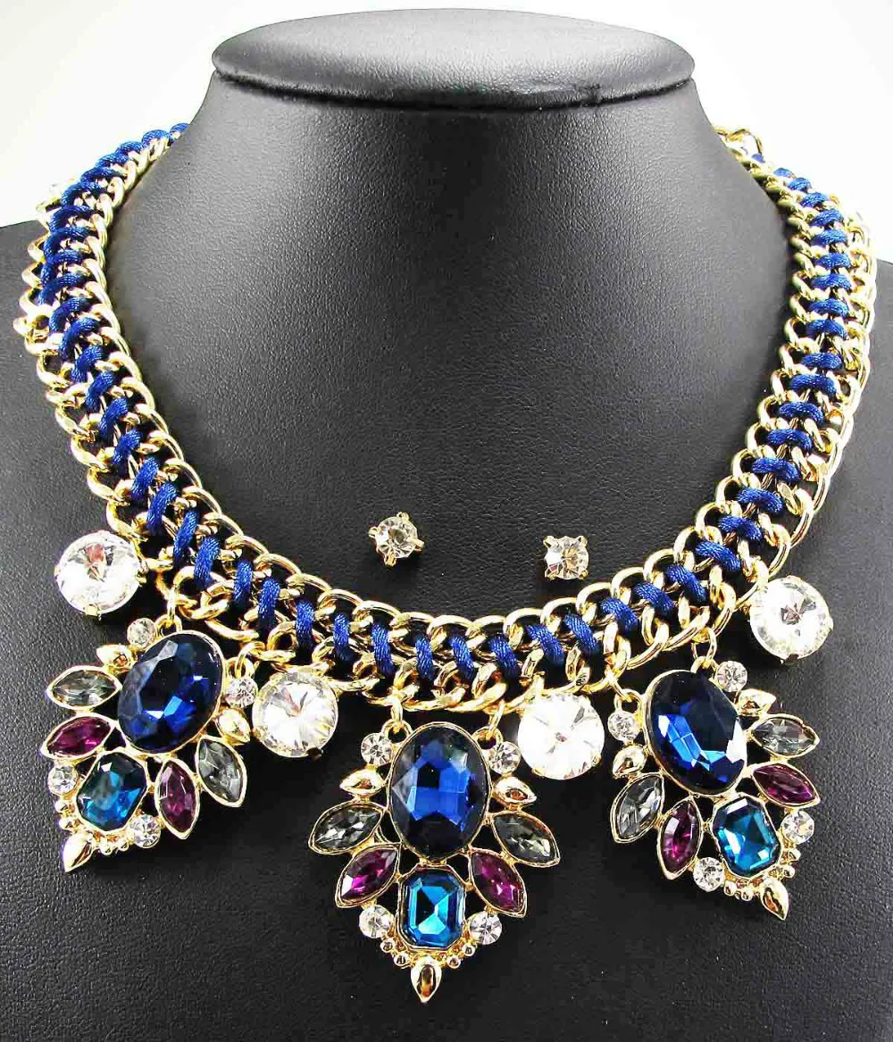 Gorgeous Crystal Pendants Necklace Fashion Rhinestone Choker Statement Choker 