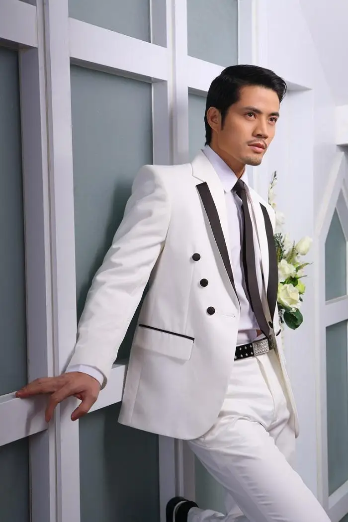 

wedding suits for Men 2018 notched Lapel mens suits normal Tuxedos one button Groom suits two piece Suit (Jacket+Pants+tie)
