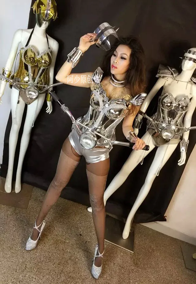Electroplating-machine-head-LED-model-props-Costume-Stage-Performance-DJ-Bar-TV-Show-Cosplay-Clothes
