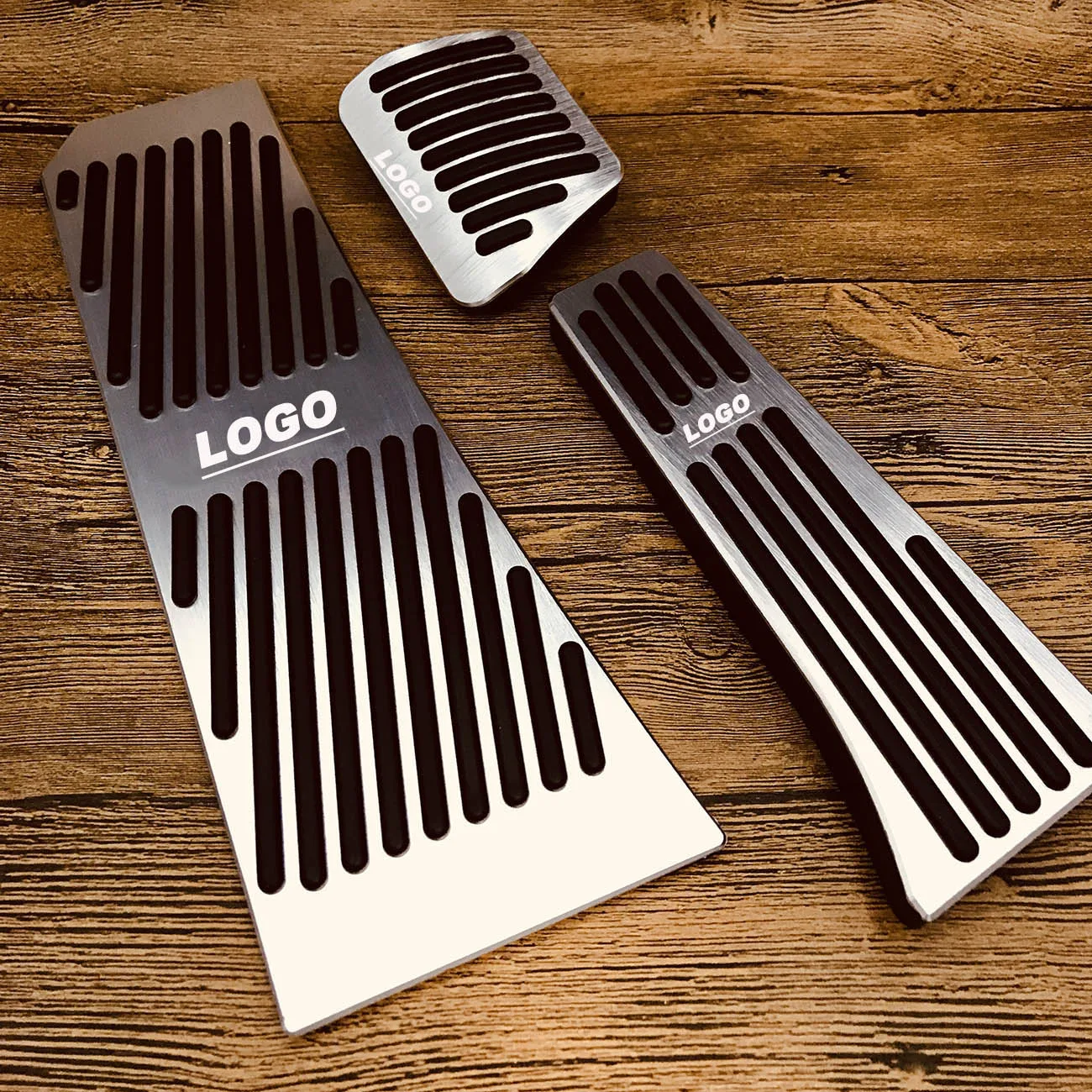 

Car accessories No drilling Aluminum Alloy Brake Pedal plate for BMW New X5 X6 Z4 F10 F15 F30 F31 F34 E46 E90 E60 G30metal pedal
