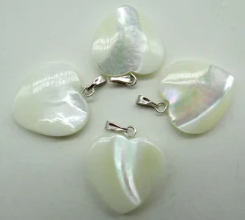 

12pcsNatuurlijke Parelmoer Shell liefdevolle hartvorm hangers zoutwater parelmoer 20mmJewelry making Kettingen DIY Craft Voor A1