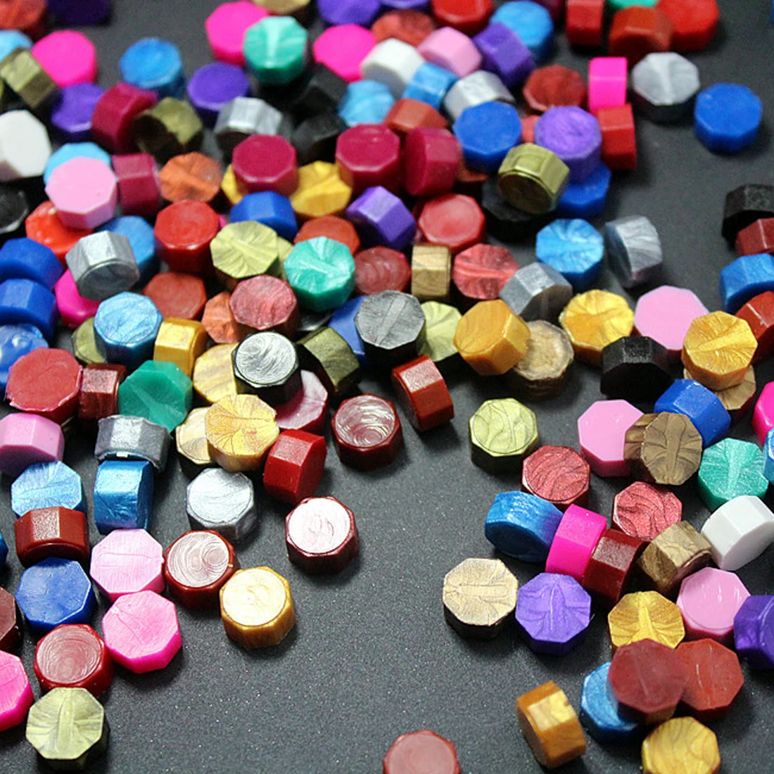 

Gift 100pcs/lot vintage sealing wax tablet pill beads granule/grain/ for envelope wedding Wax seal ancient sealing wax