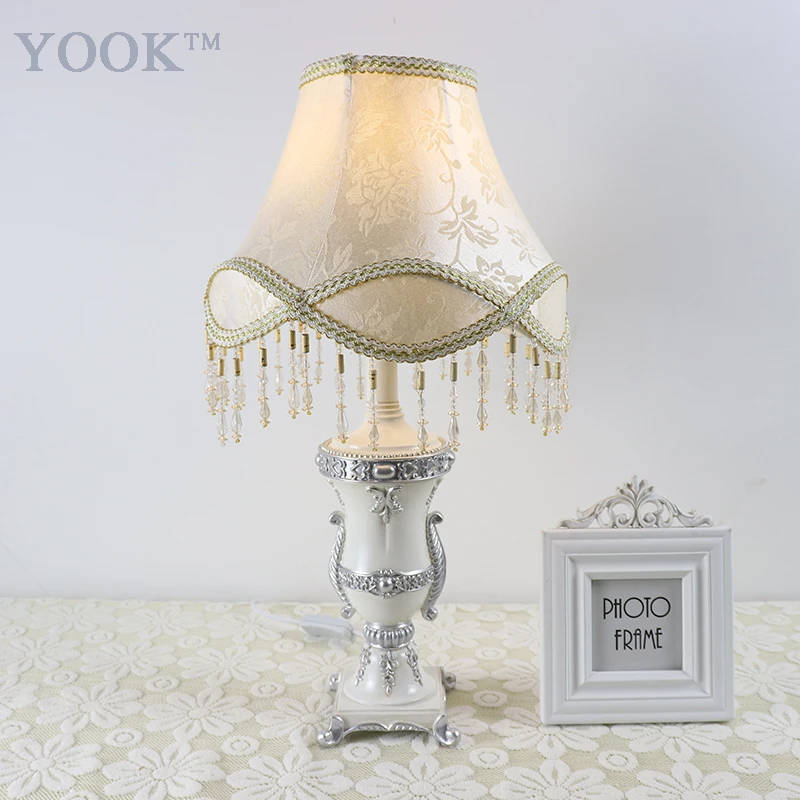 

YOOK 2018 European Table Lamp Court Style Tassel Pendant Resin Table Lamp For Living Room Resin Table Lamps For Bedroom 220v E27