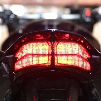 

Brake light,for YAMAHA Fezer FZ1 FZS 1000 RN16 2006,2007,2008,2009,2010,2011,2012,2013,2014,2015 year,stop signal,tail light,led