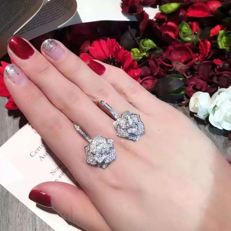 

MY Hot 925 Sterling Silver Zircon Love Camellia Flower Stud Earring V Women Wedding Zircon Simple Rose Count Jewelry