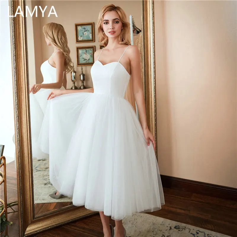 LAMYA Elelgant Court Train Lace Wedding Dress New Princess Vintage Bride Dress Plus Szie Vestidos De Casamento Do Trem Da Corte tea length wedding dress