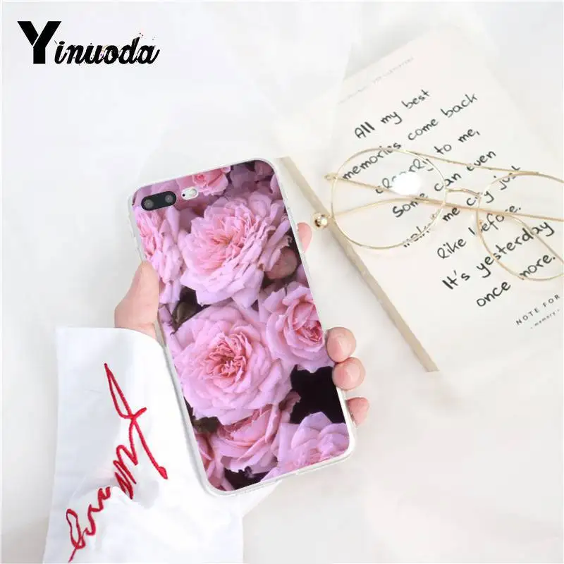 Elegante Rosa Roxo no Vaso