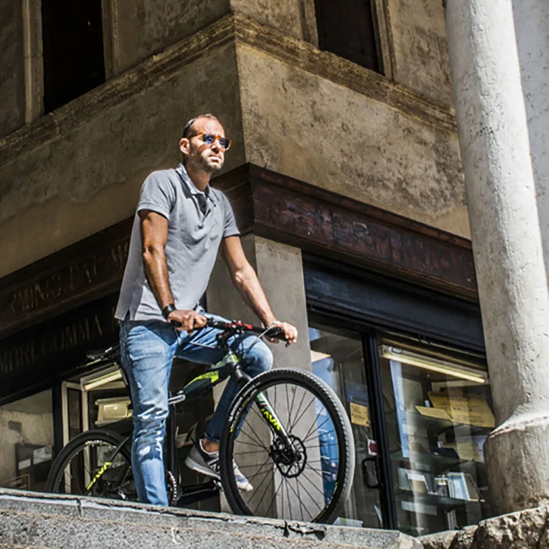 Top The new 26-inch aluminum alloy folding mountain bike transmission disc folding bike 3 Top The new 26-inch aluminum alloy folding mountain bike transmission disc folding bike 3